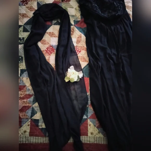 Mother of the Bride or Groom Wedding 💒 Dress - Picture 2 of 5